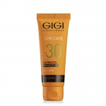 SUN CARE Daily SPF 30 DNA Protector for dry skin